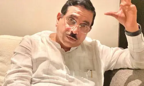 Pralhad Joshi urges Rajnath to convert military hospitals into Covid centres