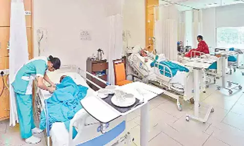 Govt denying Aarogyasri benefits to Covid patients