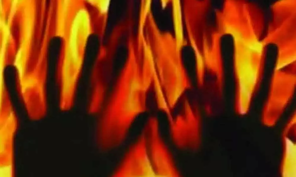 Man set on fire by friends in Prakasam district over a love affair