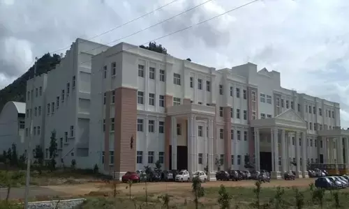 District judge visits hospital for preliminary probe