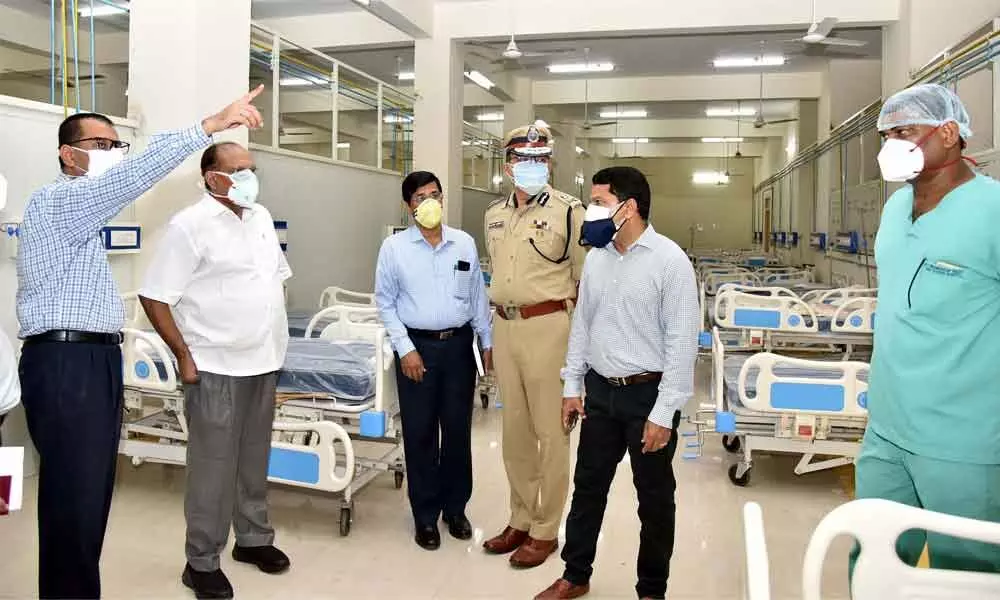 Chief Secretary Somesh Kumar visits Gandhi Hospital