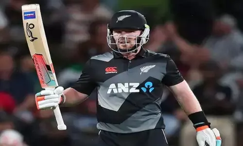 KKR batsman Seifert tests positive for Covid, stranded in India