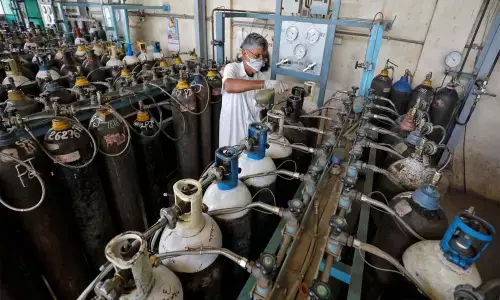 Andhra Pradesh Government focuses on oxygen supply, releases funds to set up production plants