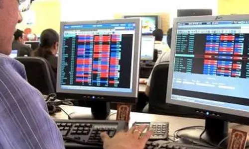 Nifty in consolidation range with positive bias