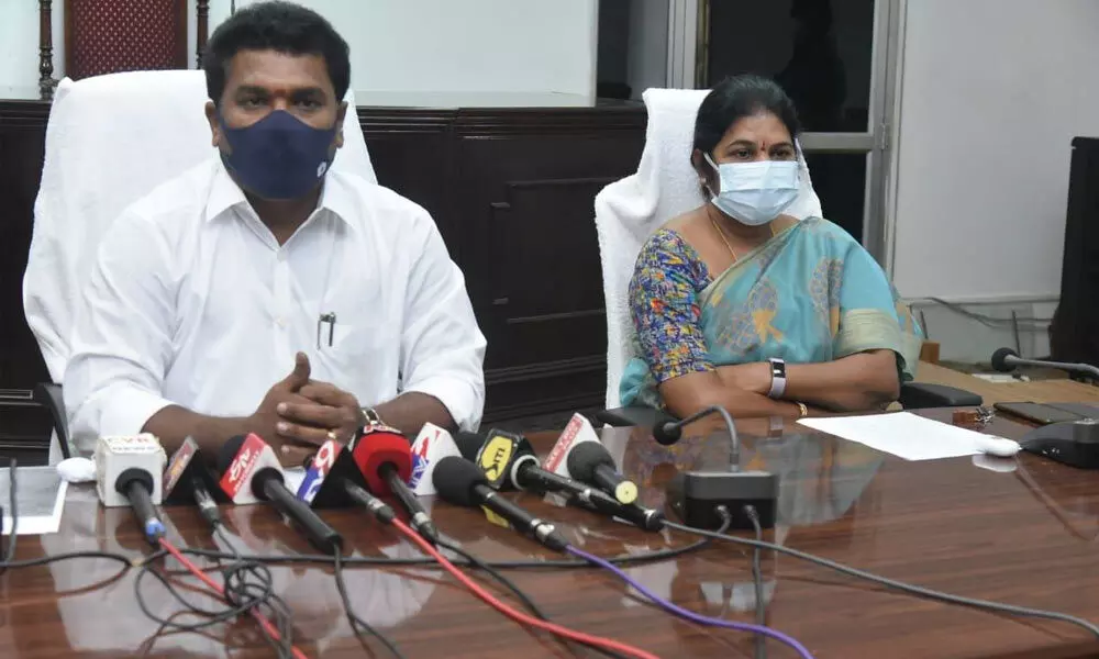 Mayor Kavati Manohar Naidu and GMC Commissioner Challa Anuradha addressing the media in Guntur on Monday