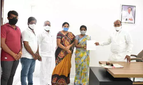 MLA Manchireddy Kishan Reddy hands over appointment letters to Asha workers