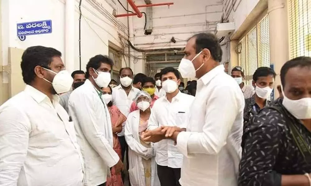 MLA B Karunakar Reddy and MP M Gurumoorthy interacting with doctors at Ruia Hospital in Tirupati on Tuesday