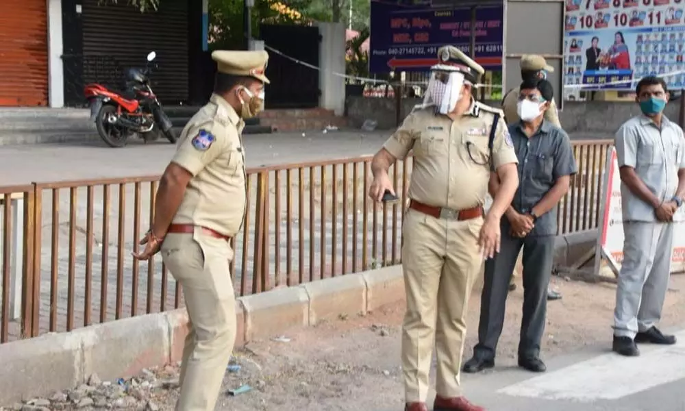 Lockdown supervised by Cyberabad and Rachakonda top cops