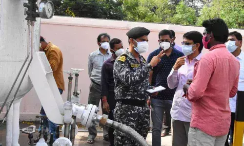 23 died due to oxygen disruption - CPI Narayana