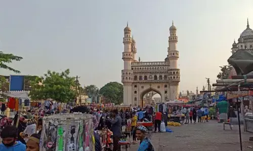 Mad rush for Eid shopping