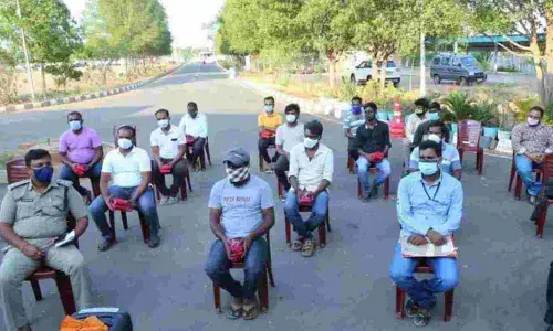 Fleecing ambulance operators warned of stern action (File pic)