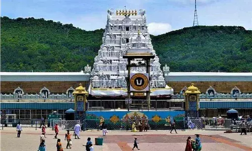 Devotee numbers at Tirumala swell on weekends
