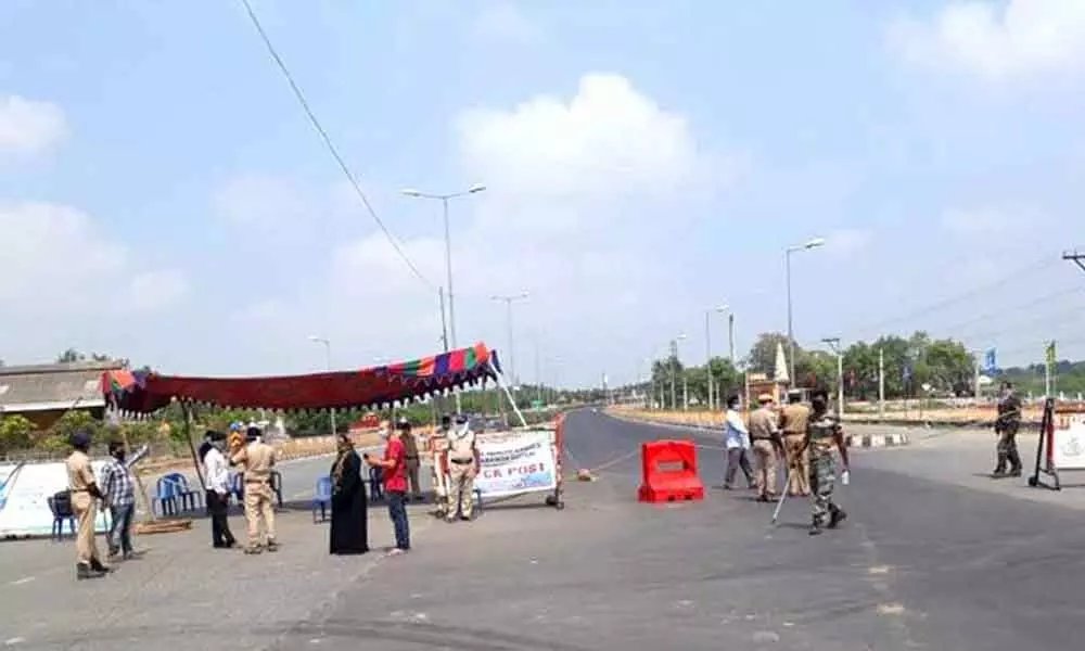 Telangana government tightens restrictions on AP border