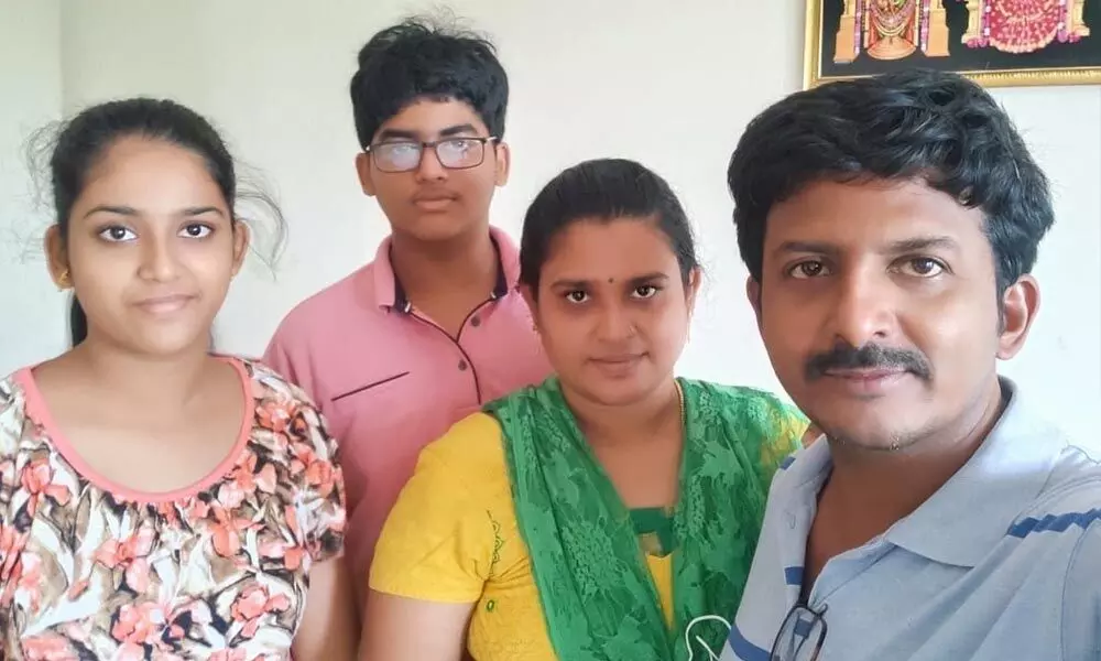 Sreedhar Sagabala with his family members while being discharged from Sri Padmavathi Nilayam Covid care centre