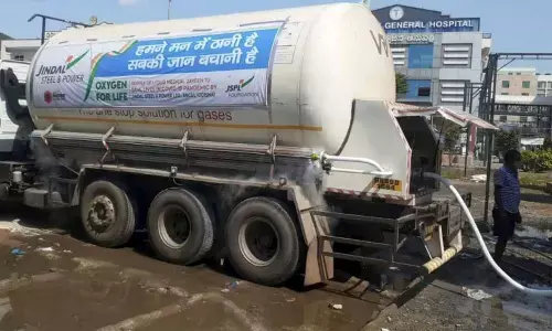 Karnataka Government to use DMF fund to buy oxygen tankers, concentrators