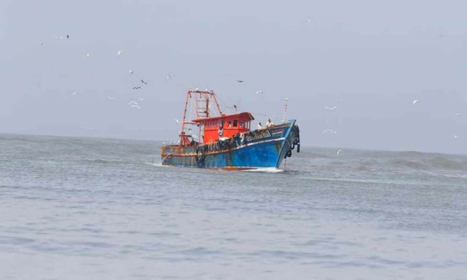 Missing Kerala fishing boat located off Mangaluru, all crew safe