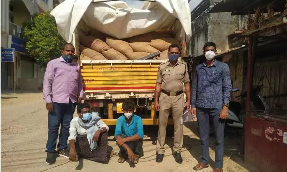 Two arrested for transporting spurious cotton seeds