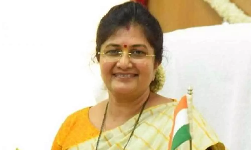 Shashikala Jolle, Women and Child Welfare Minister