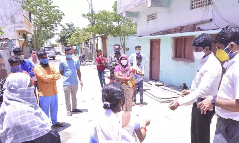 District Collector Narayana Reddy and Mayor Neetu Kiran monitoring door-to-door survey in Nizamabad city
