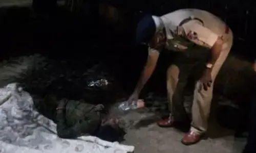 After Being Informed By An Advocate, A Woman Rescued By The Railway Officials