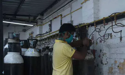 Two O2 plants malfunction, Karnataka to face shortage