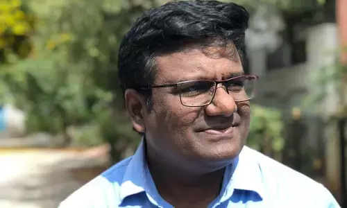 Dr Victor Emmanuel free treats patients