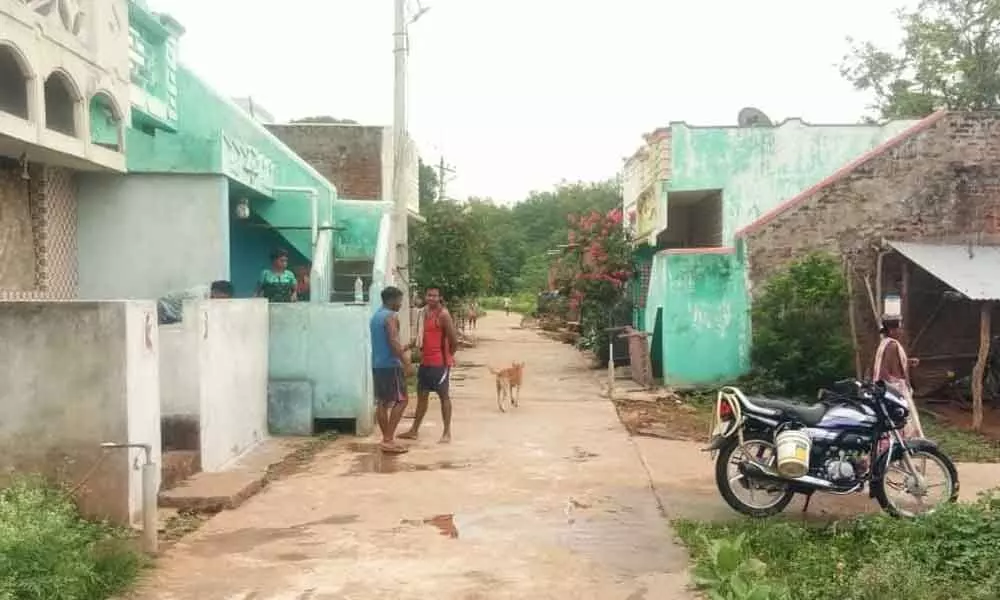 A street in Chekkapuram Village