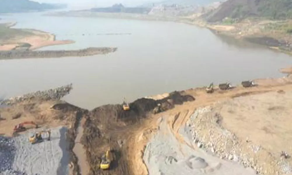 Polavaram Coffer Dam works completed, starts diversion of flood water