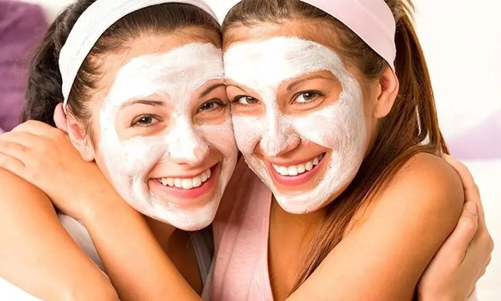 Multani mitti face packs for happy skin this summer