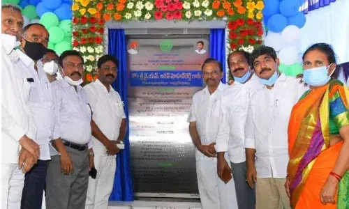 Minister Audimulapu Suresh, MP Magunta Srinivasulu Reddy, MLA Kunduru Nagarjuna Reddy and others at the foundation ceremony of medical college at Rayavaram on Monday