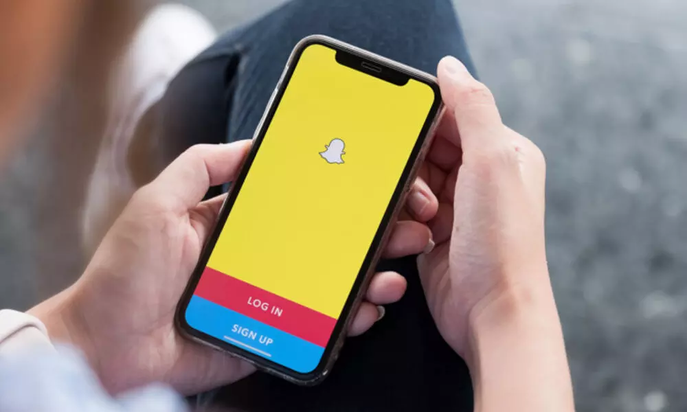 Snapchat bug issue is resolved; Know how to fix it in iOS devices