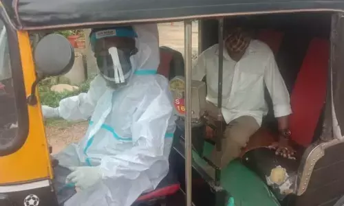A Karnataka Auto Driver Offers Free Rides To Covid Patients When Her Mother Tests Positive