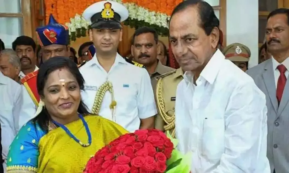 Chief Minister KCR Wishes Telangana Governor Tamilisai On Her Birthday