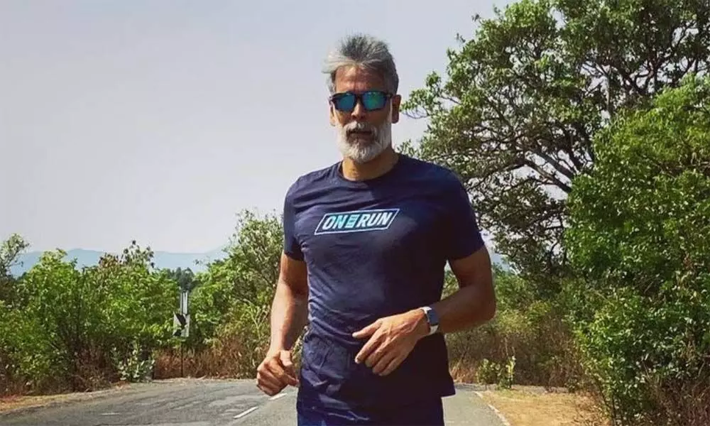 Milind Soman Is Back In Action After Recovering From Covid-19 And Completes 10000 Run