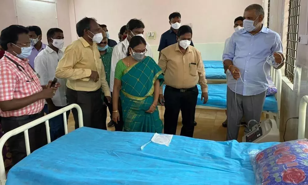 MLA Chevireddy Bhaskar Reddy along with the officials inspects the facilities in the newly-inaugurated Covid hospital in Chandragiri on Thursday