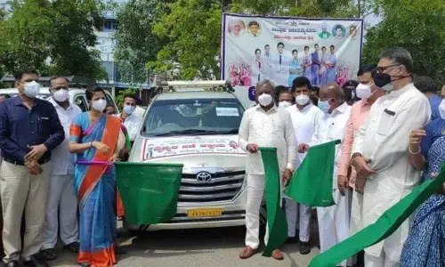 Mysuru: Minister Somashekar flaggs off Vaidyaranadige Halliyakadege