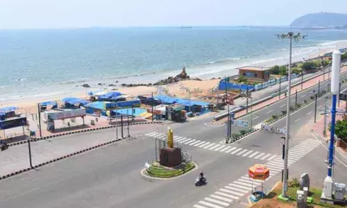 Private hospital employee alleges cops imposed fine despite showing ID