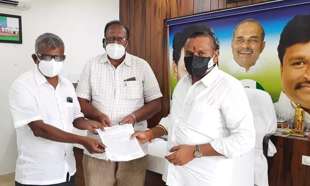 CPM leaders submitting memorandum to Minister V Srinivas in Vijayawada on Sunday