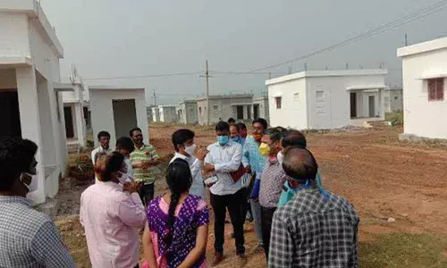 Polavaram R&R Funds : Massive loot by ruling party leaders alleged