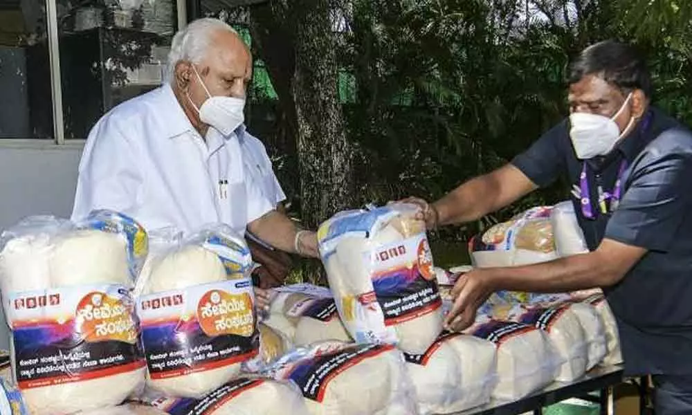 CM B S Yediyurappa releases Rs 2,000 subsidy to street vendors