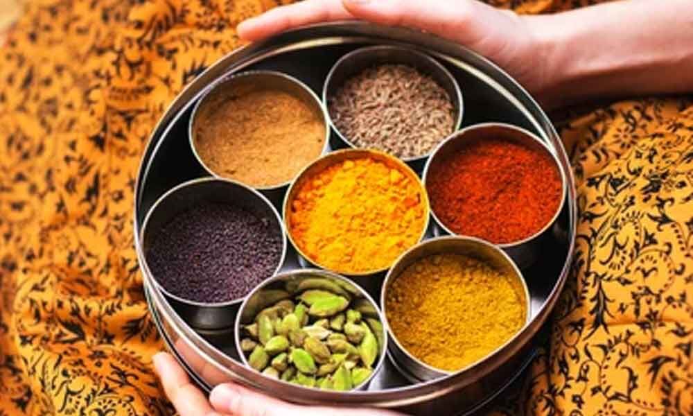 Basic Indian Spices, All About Spices Benefits, Indian Traditional Masala  Box