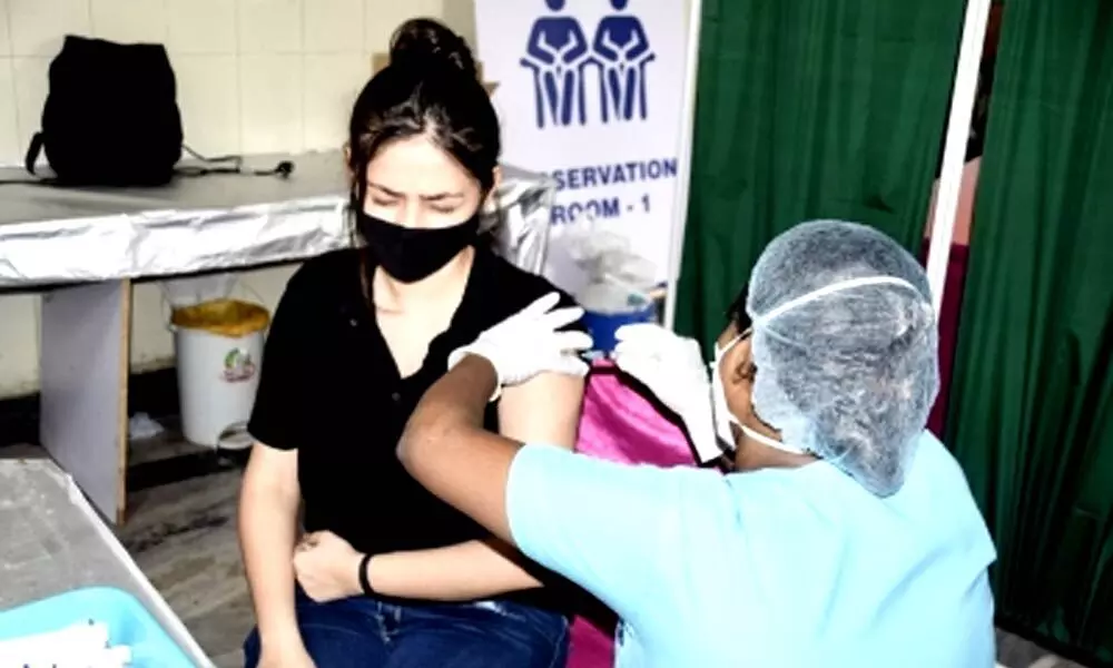 Gambhir sets up free Covid vaccination camps in East Delhi
