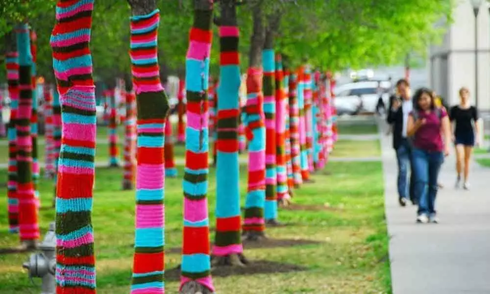 Yarn Bombing Day