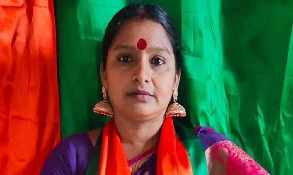 BJP Parliamentary District Mahila Morcha president Sujatha Raj speaking at a press conference in Visakhapatnam on Saturday