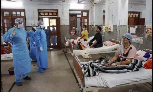 Covid TPR in Kerala falls, but deaths remain high