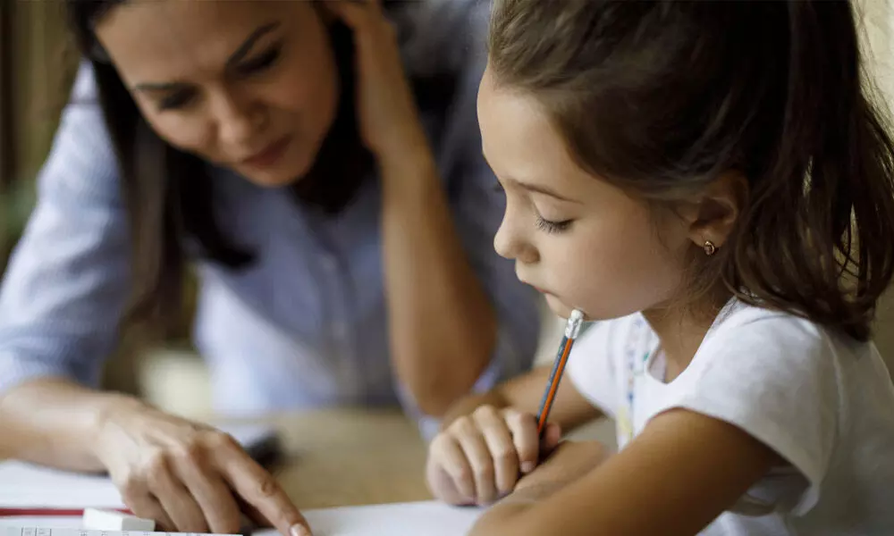Parents turn tutors at home, unwilling to admit children in schools