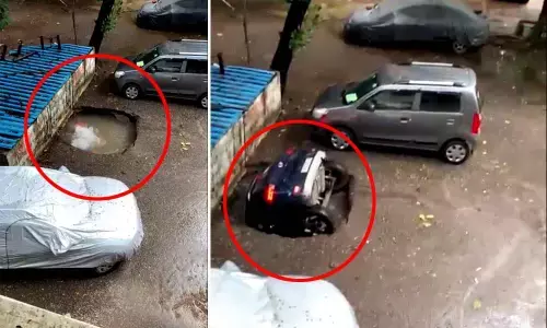 In depth disappearance: Car vanishes down well in Mumbai