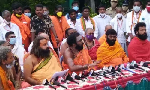 Seers from various Mathams addressing media conference in B Matham