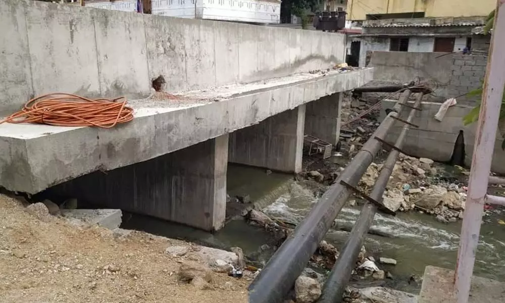 Hasmathpet-Old Bowenpally bridge yet to take off