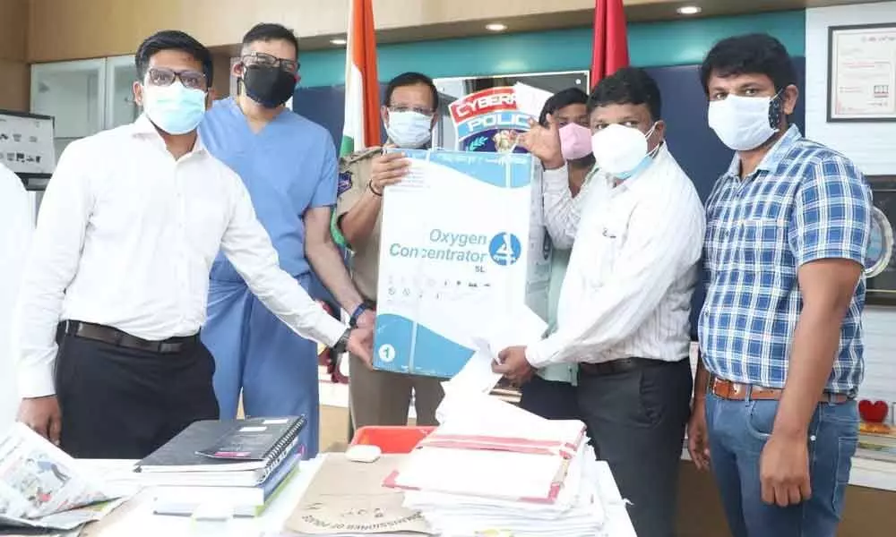 IAHV donated Oxygen Concentrators to Cyberabad Police